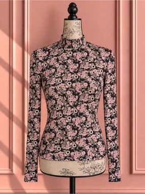 Sandro Paris Paisley Pleated Mock Neck Long Sleeve
Top Size 1